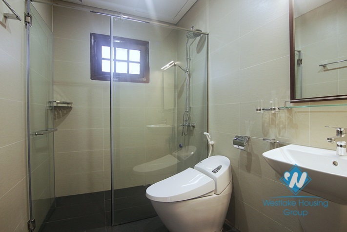 White house with courtyard for rent in Tay Ho district  